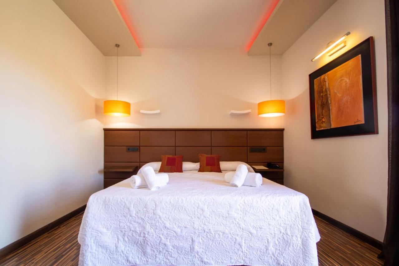 Hotel Villa De Setenil Setenil De Las Bodegas Экстерьер фото