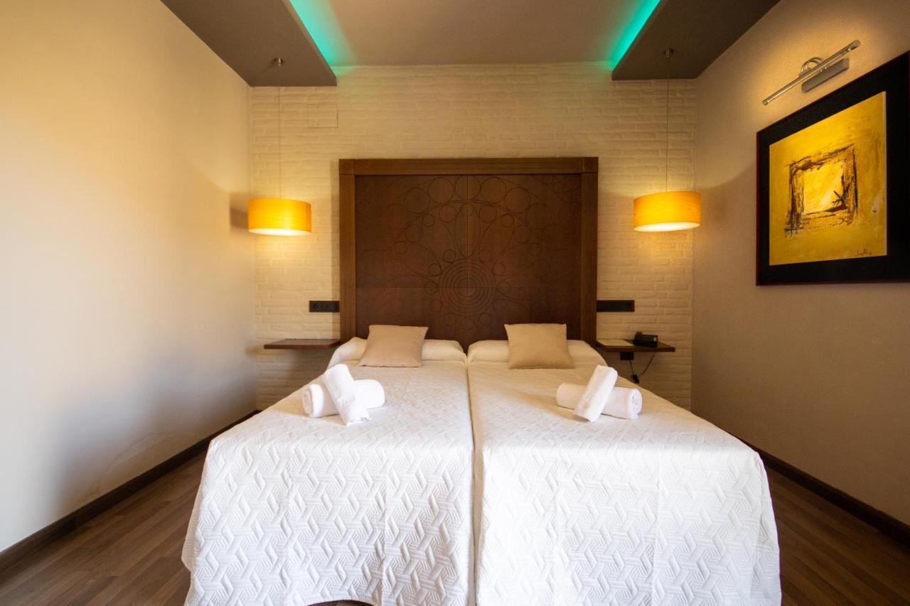 Hotel Villa De Setenil Setenil De Las Bodegas Экстерьер фото